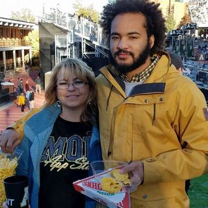 Meet your Posher, Crystal